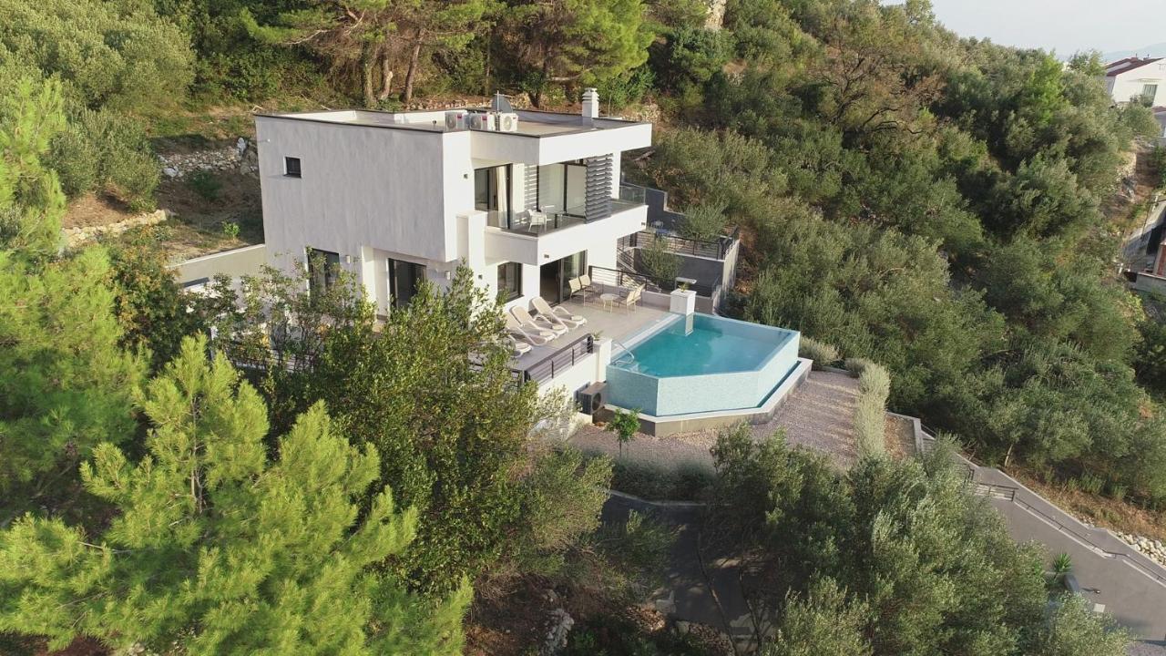 Villa Leona A Luxury Villa Near Makarska, Heated Pool Живогошче Номер фото